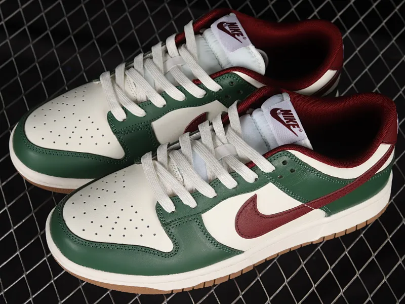 All categories Nk SB Dunk series Nk SB Dunk Low low-top sneakers F version Nk SB Dunk Low "Gorge Green" bean paste green color SB low-top casual sneakers FB7160-161
